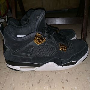 Jordan retro 4 royalty used men’s size 8